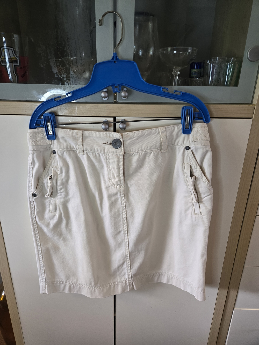 Women's Cream Casual Zip-Pocket Skirt